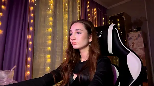 HollyPaw's cam snapshot