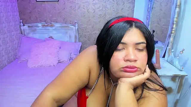 Sara_clk's cam snapshot