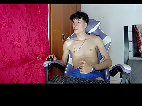 Johnny_cagee_'s cam snapshot