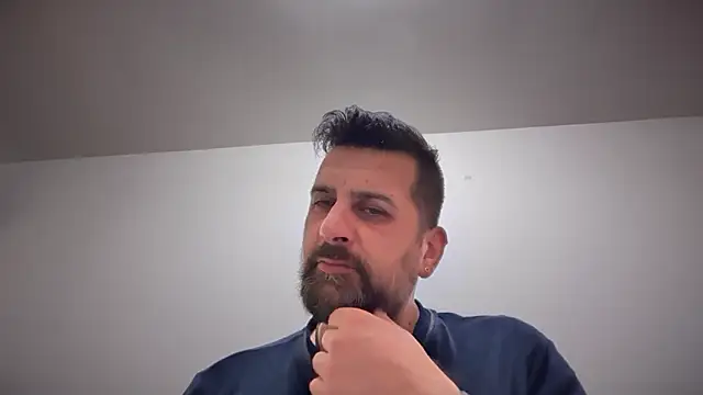 TARKAN1's cam snapshot