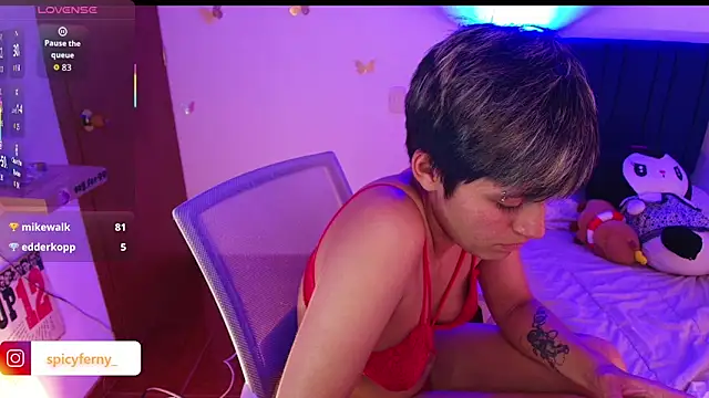 spicyferny live sex cam