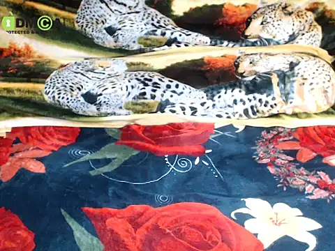 Queen_Sarah's cam snapshot