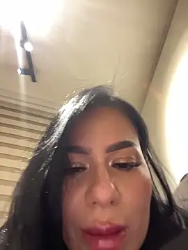 Miah_gomez_ live sex cam