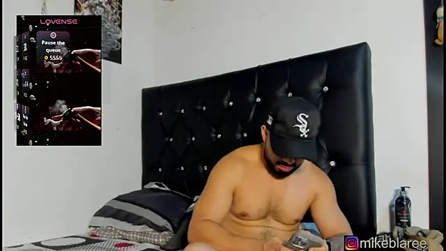 mikeblaree's cam snapshot