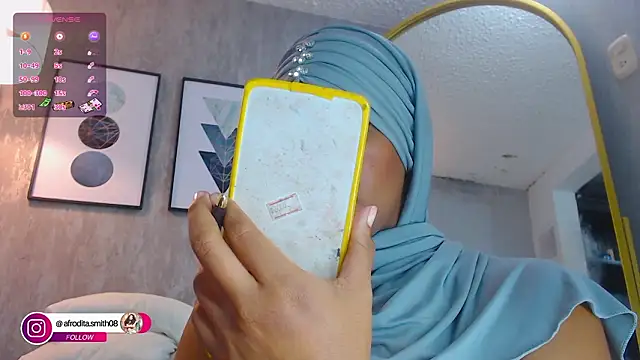 afrodita_smith08's cam snapshot