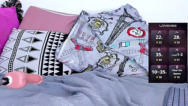 VickyPonce's cam snapshot