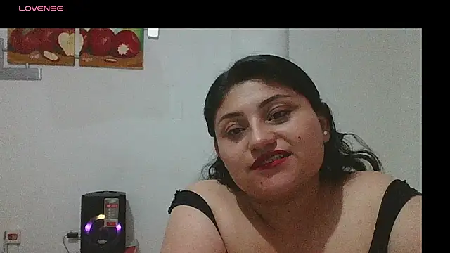 Mia_Hornyxxx's cam snapshot