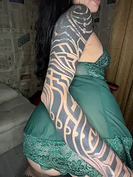 i_am_nina_'s cam snapshot