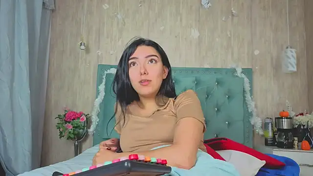 Marcelaa_fox's cam snapshot