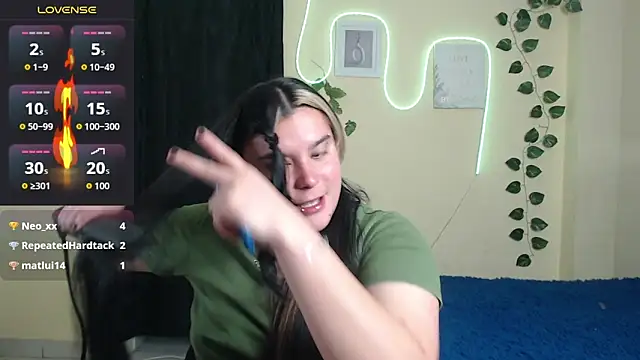 Nika_1_'s cam snapshot