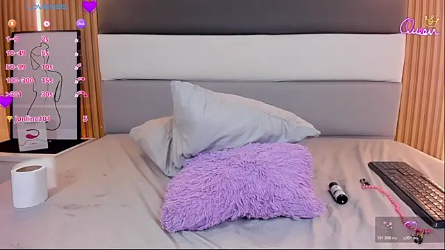 SUZETMONACO's cam snapshot