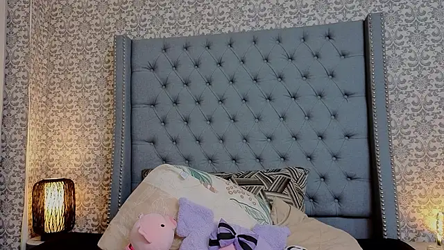 Abby_roussee's cam snapshot