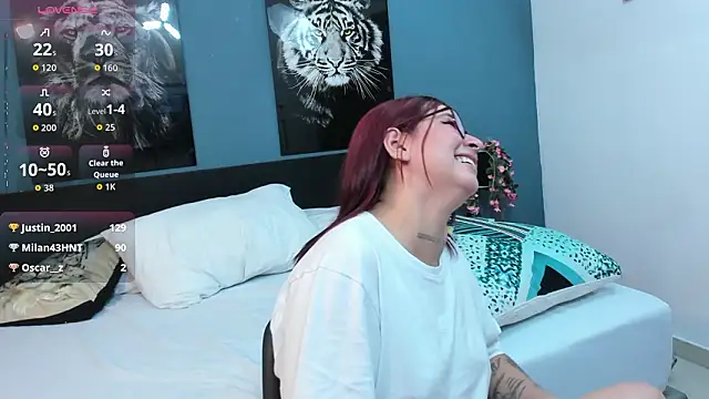 CharlotteBlossom's cam snapshot