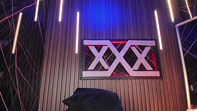 Kloe_Suarez_'s cam snapshot