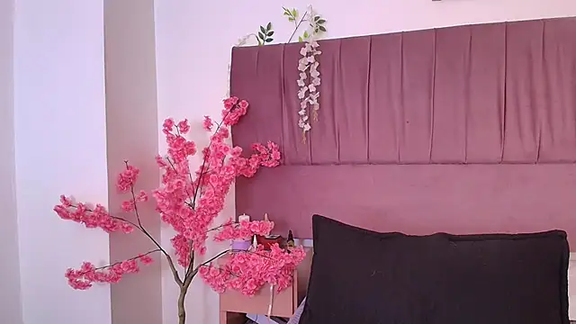 nathalya_summer's cam snapshot