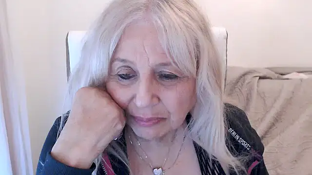 SusiLifeXXX live sex cam