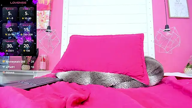 TransDoll09 live sex cam