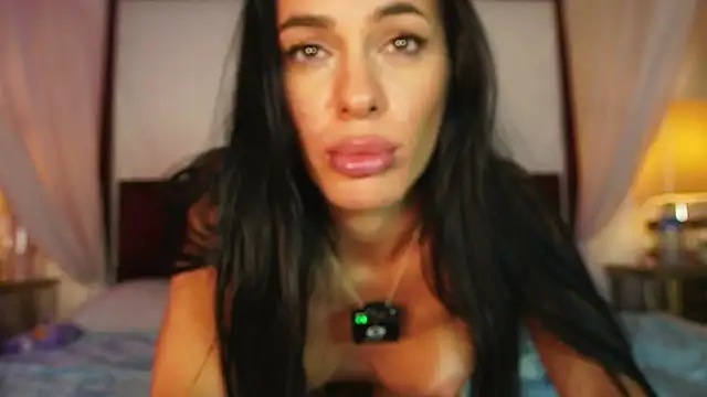 Katyerave live sex cam