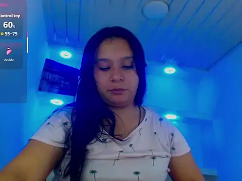 Charis_21's cam snapshot