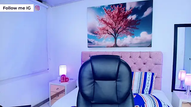 Emma_monserrat's cam snapshot