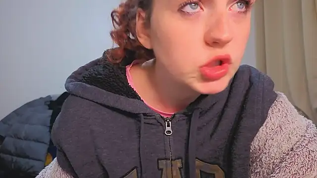 ENGLISHEMILY_69's cam snapshot