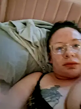 Katiekinkz669's cam snapshot