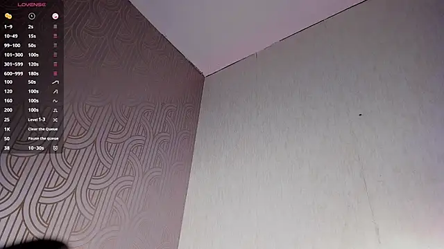 EmillyLim's cam snapshot