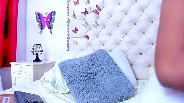 celena_wonder's cam snapshot