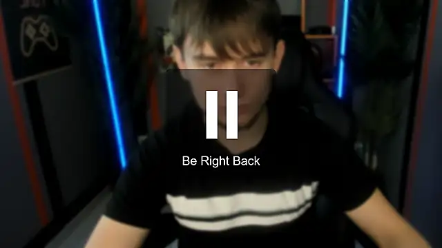 AlejandroEllias live sex cam