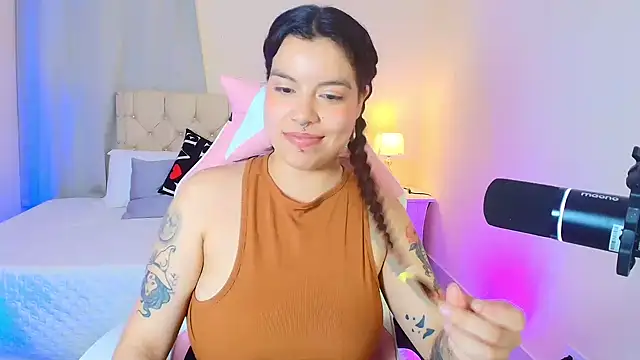 LillithRoses_'s cam snapshot