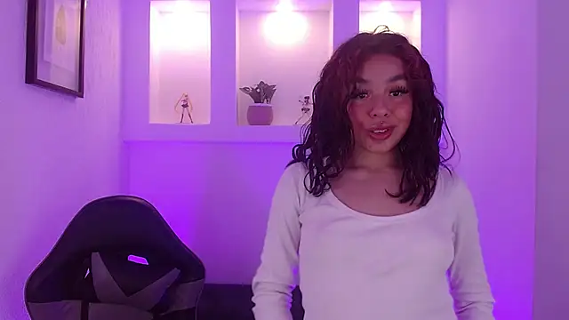 dahiaan_as's cam snapshot