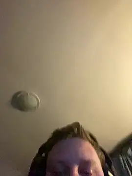 Lukeyboy027 live sex cam