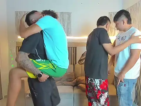 friendslikeplay's cam snapshot