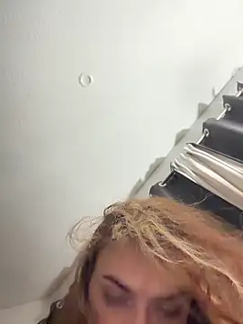 aurorasparkles's cam snapshot