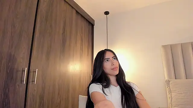 imsaraah's cam snapshot