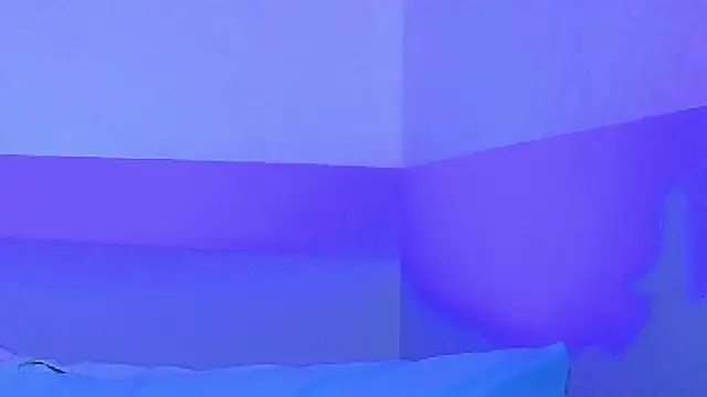 cutepetitee's cam snapshot