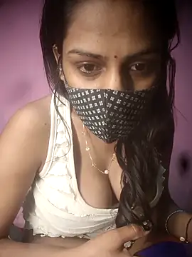 larahotg's cam snapshot