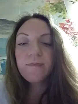 KattyLuuu's cam snapshot