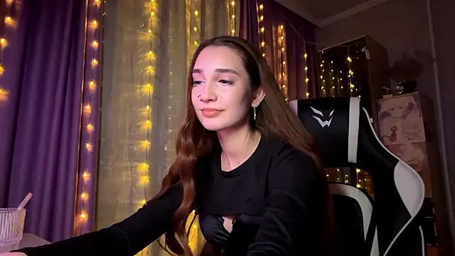 HollyPaw's cam snapshot