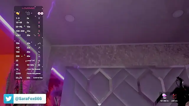 Sara_Foxx1's cam snapshot