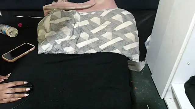 SweetHotBabby18's cam snapshot