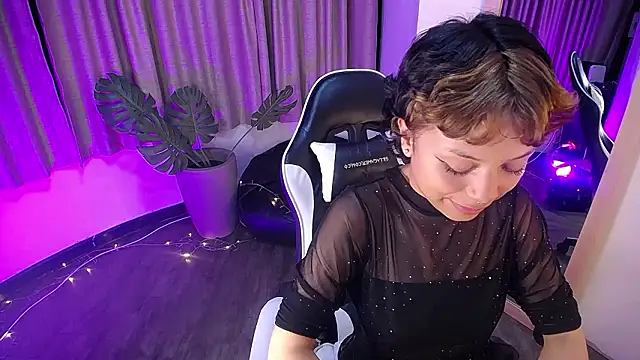 melodyy_as's cam snapshot