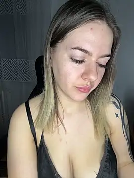 SoniaLav's cam snapshot