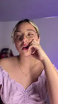 Irisweet_'s cam snapshot