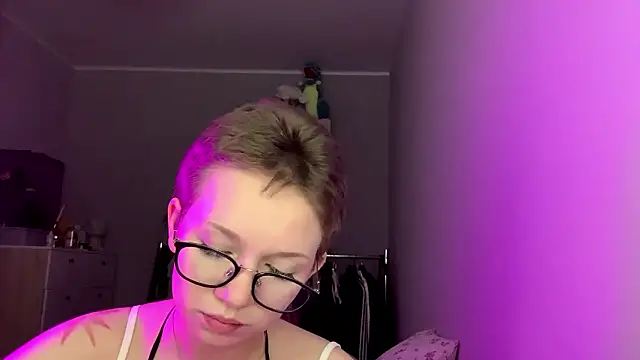 makeyousense's cam snapshot