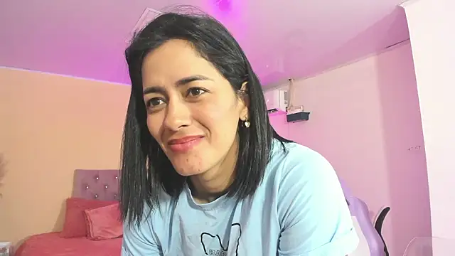 cristal_crossfitx's cam snapshot