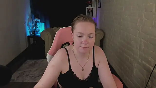 Elizabeth_Walson's cam snapshot