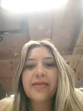 alana_69's cam snapshot