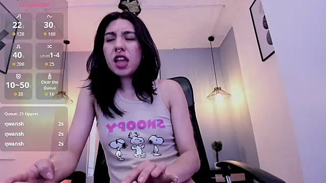 zoe-moreau's cam snapshot