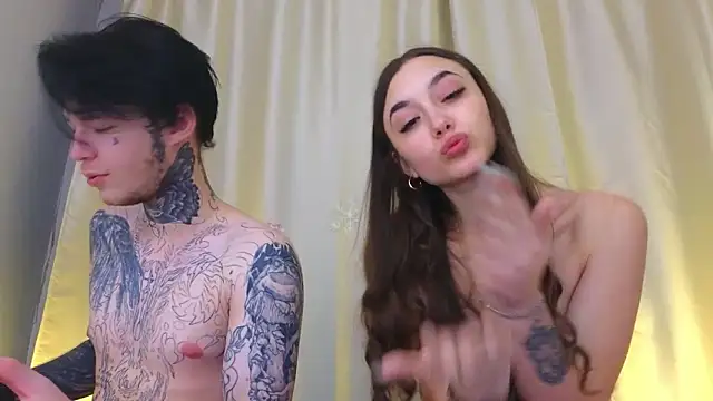 BelleAdam_'s cam snapshot